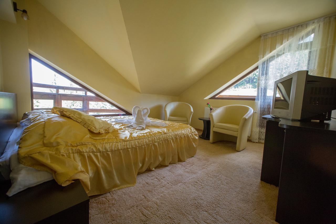 White Horse Otel Predeal Dış mekan fotoğraf